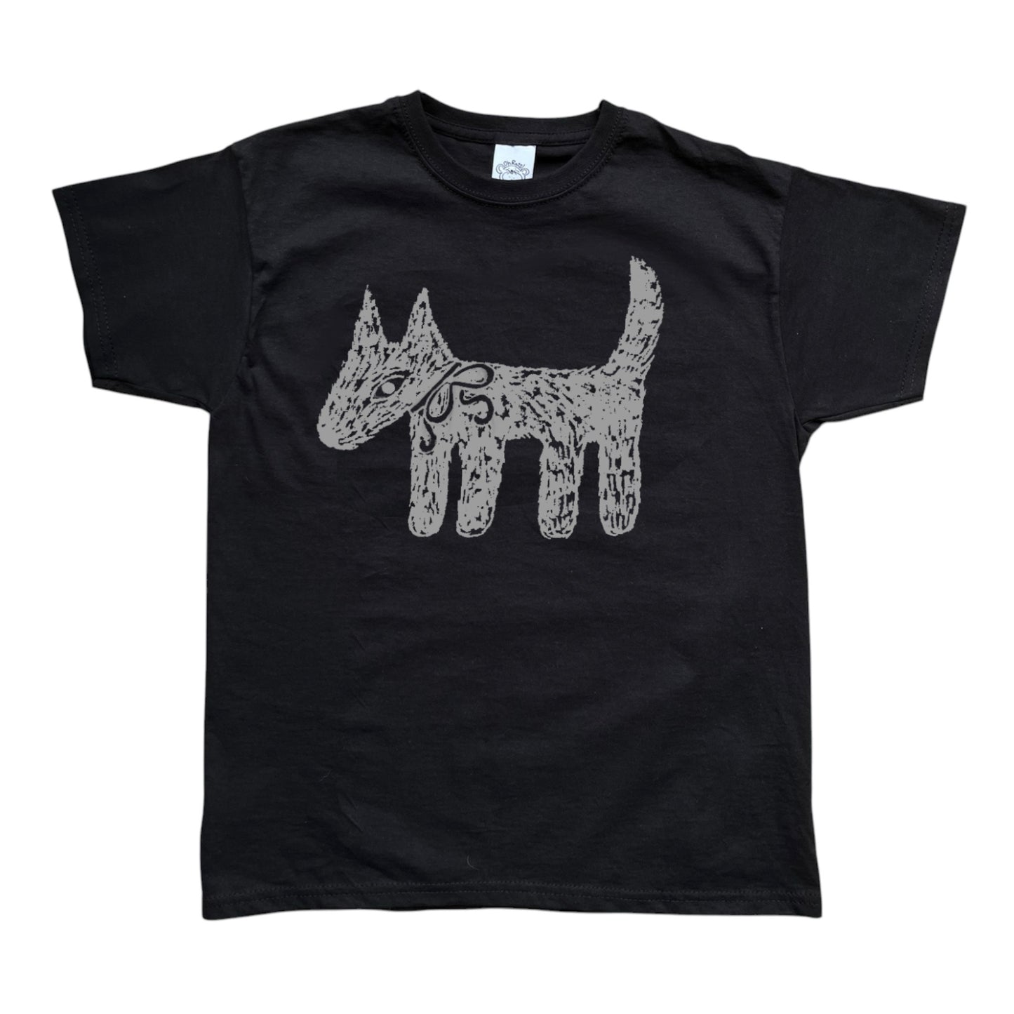 Scruffy bow grey on black tee