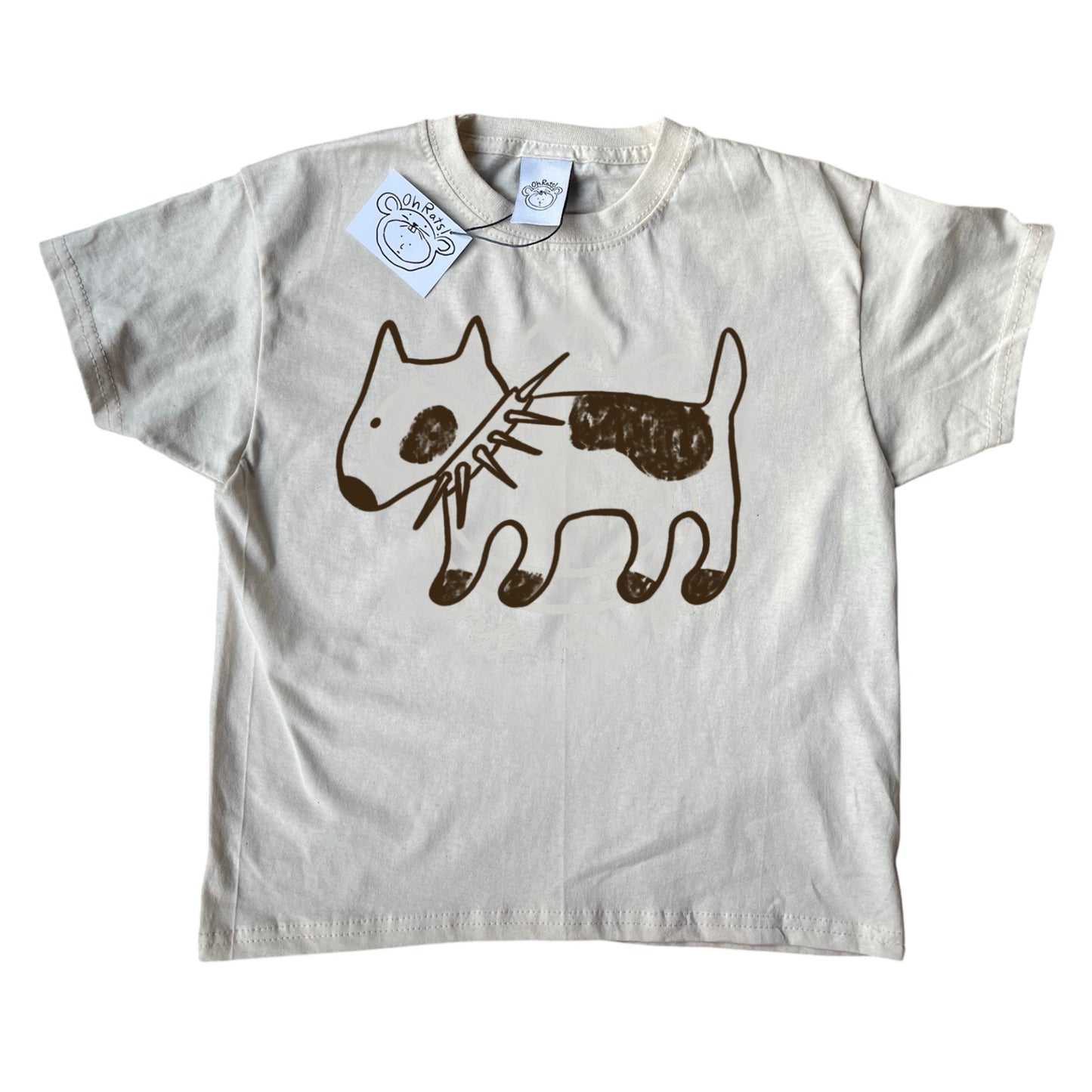Spiky collar brown dog on beige tee