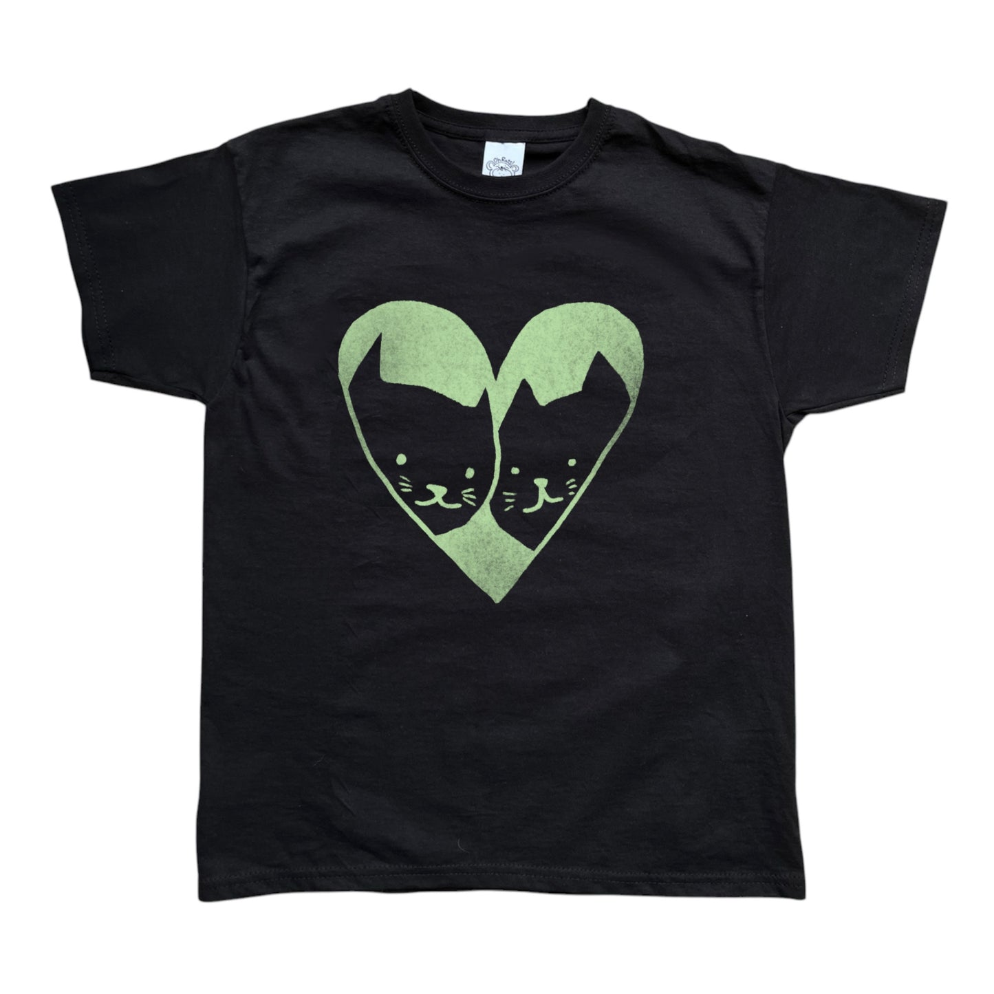 2 cats in love black tee