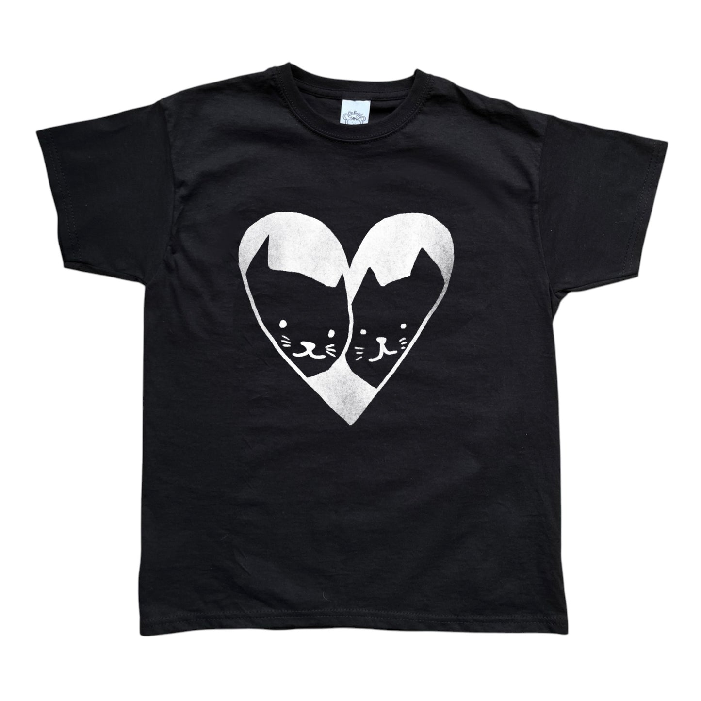 2 cats in love black tee