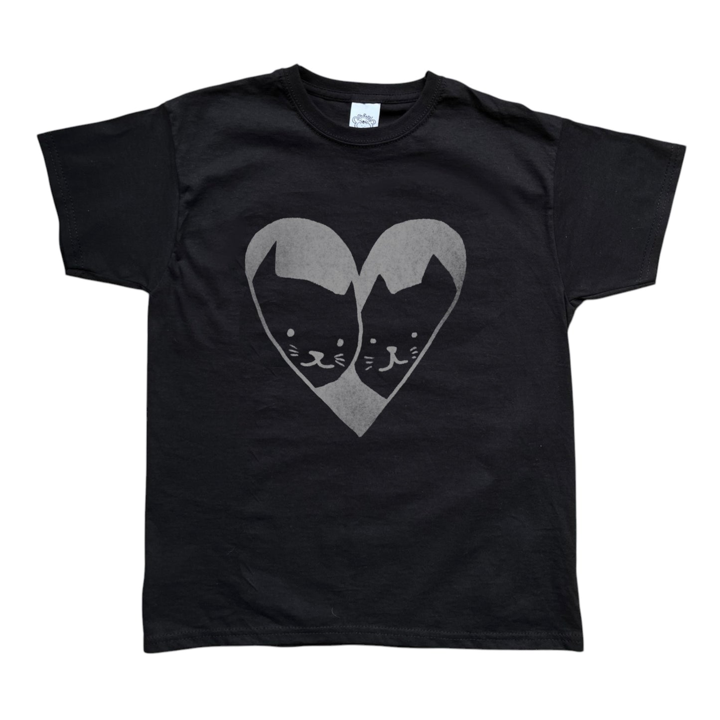 2 cats in love black tee