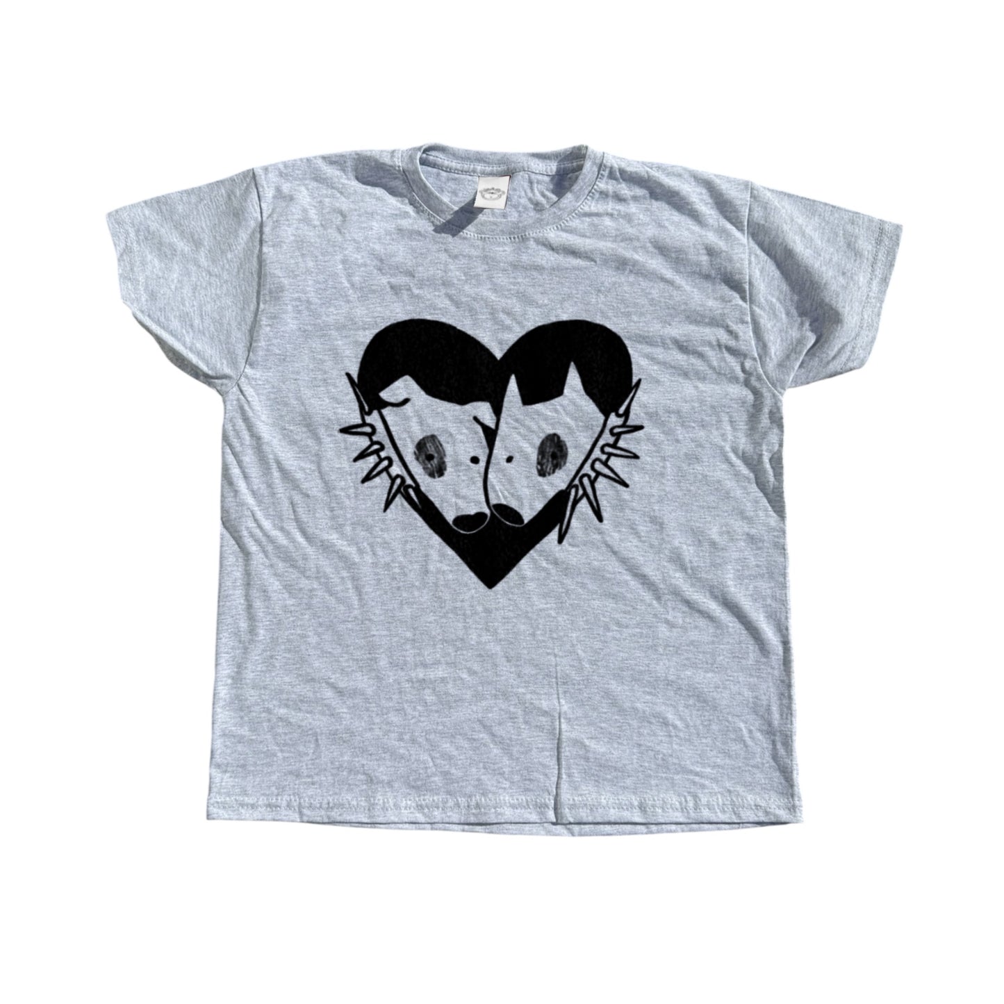 2 dogs in love grey tee