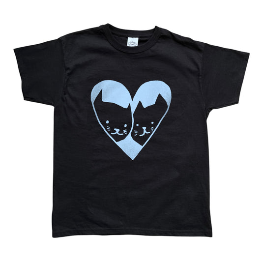 2 cats in love black tee