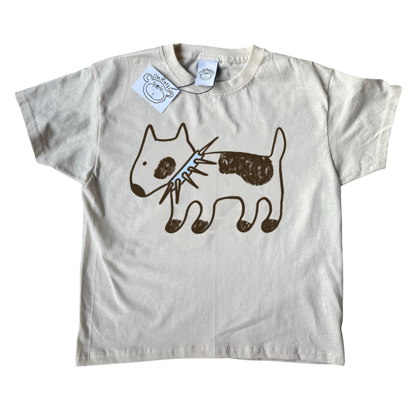 Spiky collar brown dog on beige tee